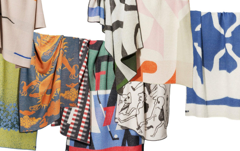 La nouvelle collection de couvertures en laine d'artiste 2022/23