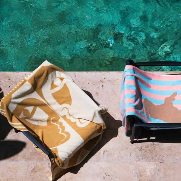 Serviettes de plage et mini-couvertures