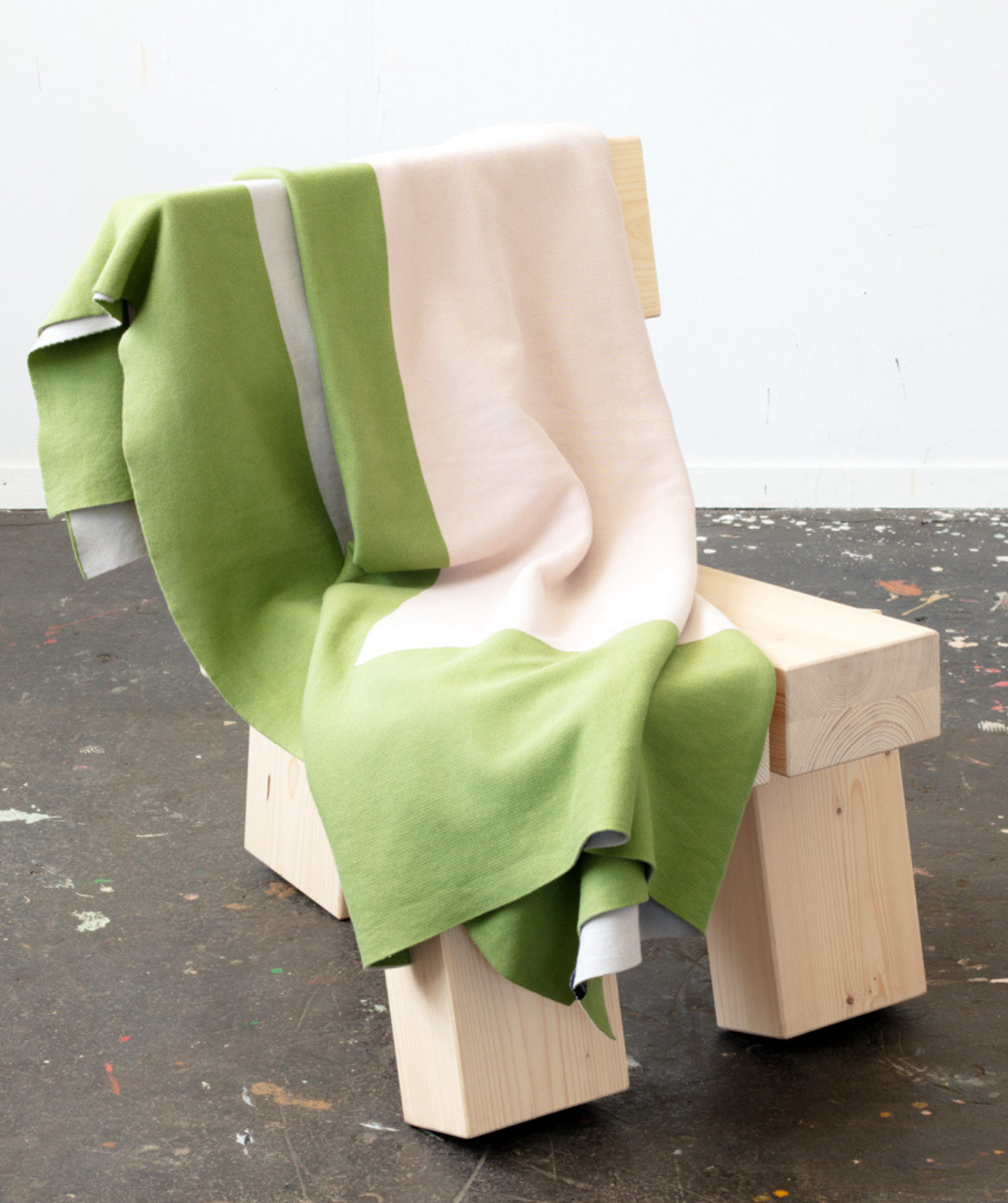 Gewebte oder gestrickte Baumwolldecke: Was passt besser?