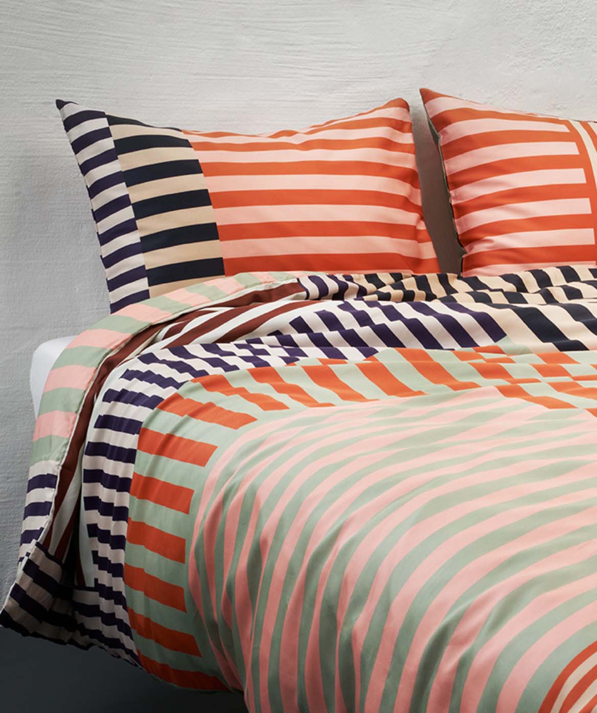 Best Bedding Materials for Summer: Linen, Percale and Breathable Cotton