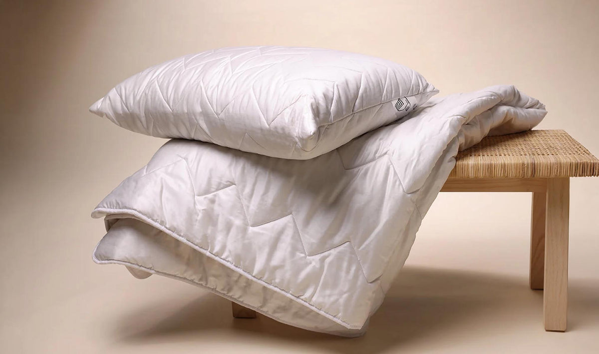 Compléter le lit avec une chaleur végétale et une plateforme stable et ventilée