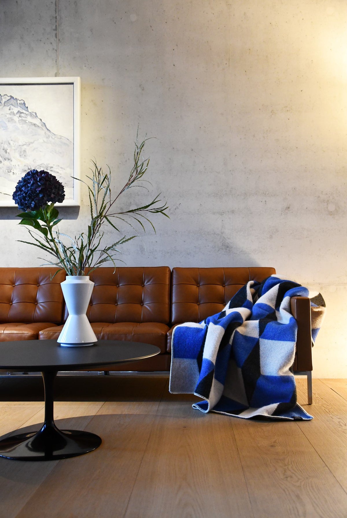 Textiles de maison suisses : art, précision et innovation dans les intérieurs contemporains